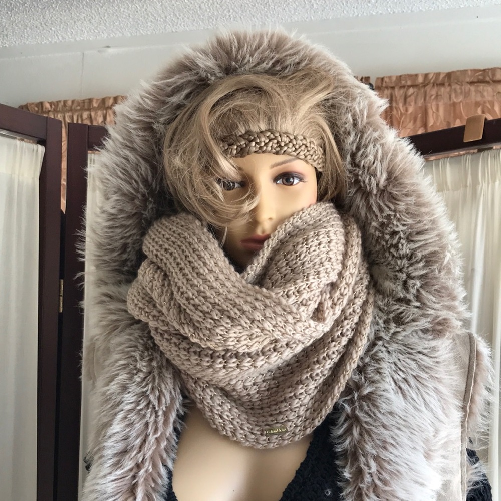 Calvin Clein scarves